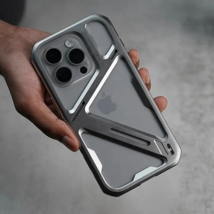 Titanium Alloy Armor Frame Case - iPhone - Image 8
